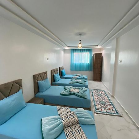 Kaza Moon Hostel 依索安 外观 照片